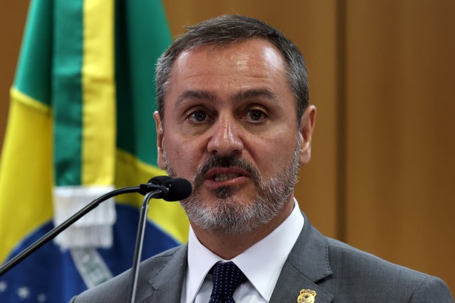 Número 2 da PF defende Andrei após afastamento do cargo Número 2 da PF defende Andrei após afastamento do cargo
