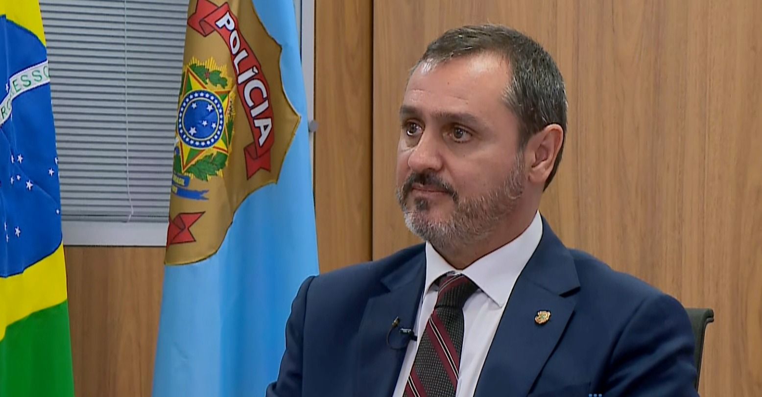 AGU vai recorrer do afastamento do diretor-geral da PF AGU vai recorrer do afastamento do diretor-geral da PF
